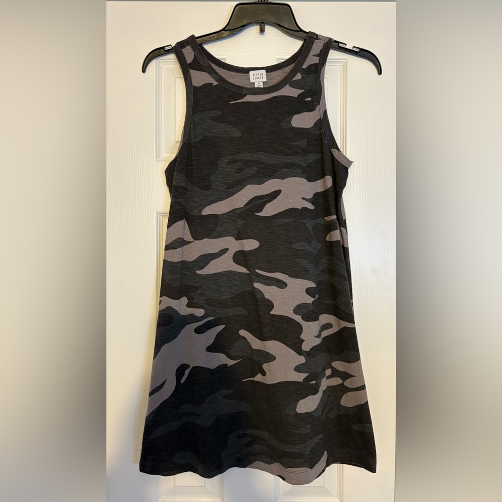 Peyton Jensen Size Small Made in the USA Camo Print Sleeveless Dress